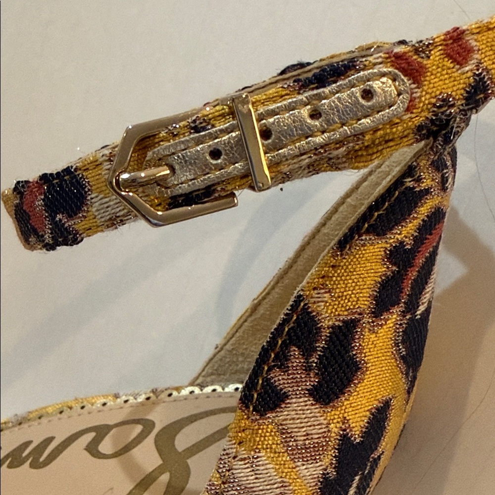 Sam Edelman Floral Jacquard Heels - Picture 8 of 9